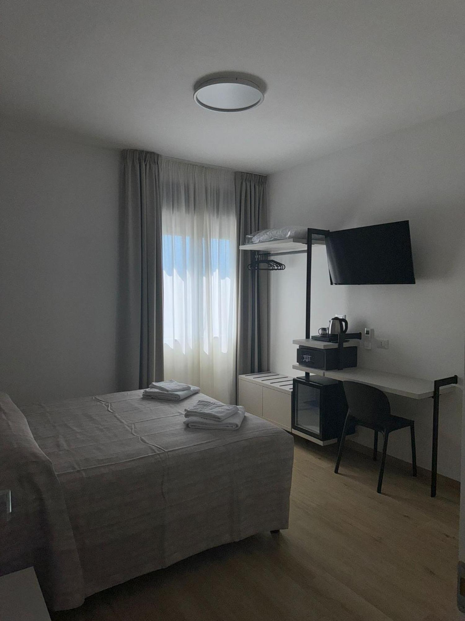 Guest House Al Porto Civitavecchia Kültér fotó